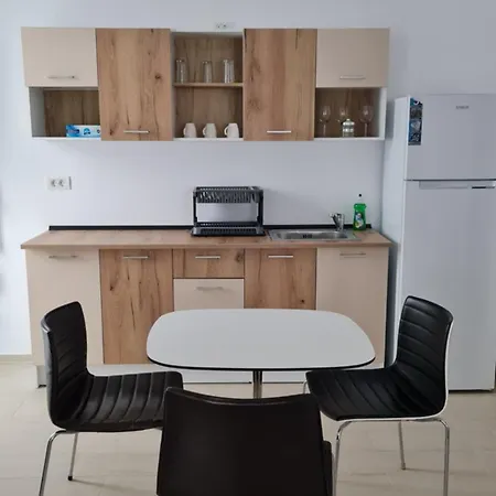 Апартаменты Jafar 5 - Modern 1Br With Balcony & Bathtub Тимишоара
