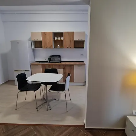 Апартаменты Jafar 5 - Modern 1Br With Balcony & Bathtub Тимишоара