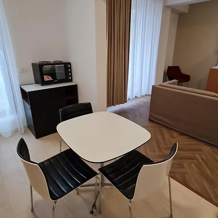 Jafar 5 - Modern 1Br With Balcony & Bathtub *