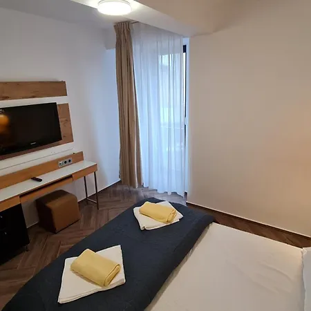 Jafar 5 - Modern 1Br With Balcony & Bathtub * Тимишоара
