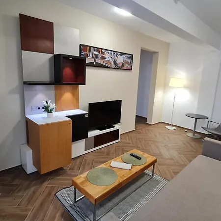 Jafar 5 - Modern 1Br With Balcony & Bathtub Апартаменты *